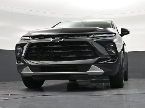 Used 2024 Chevrolet Blazer LT w/ Midnight/Sport Edition FWD image 29