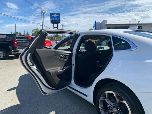 Certified 2024 Chevrolet Malibu LT image 34