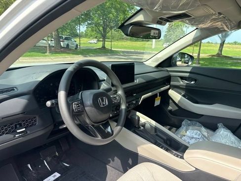 New 2026 Honda Accord SE image 13