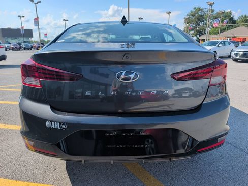 Used 2020 Hyundai Elantra SEL FWD image 6