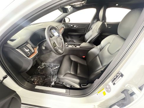 Used 2023 Volvo S60 B5 Plus w/ Climate Package AWD/4WD image 20