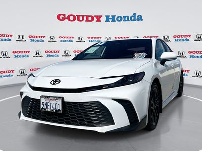 Used 2025 Toyota Camry SE w/ Multimedia Upgrade Package