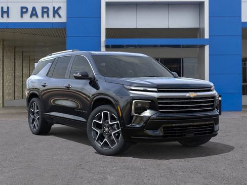 New 2026 Chevrolet Traverse High Country FWD image 7