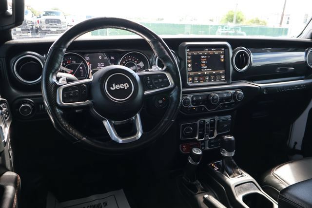 Used 2022 Jeep Wrangler Unlimited Rubicon AWD/4WD image 10
