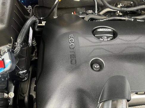 Used 2020 Chevrolet Equinox LT image 34