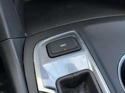 Used 2021 Chevrolet Equinox LT image 28