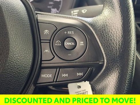 Used 2024 Toyota Corolla LE image 25