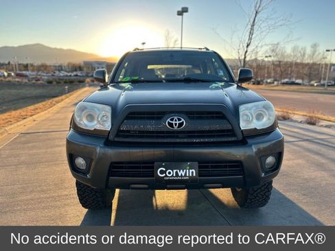 Used 2007 Toyota 4Runner SR5 image 2