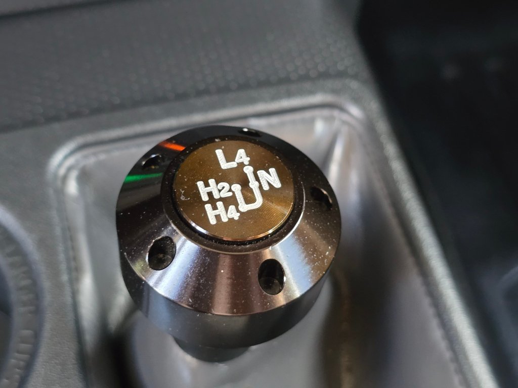 Used 2014 Toyota FJ Cruiser 4WD w/ Upgrade Package image 11