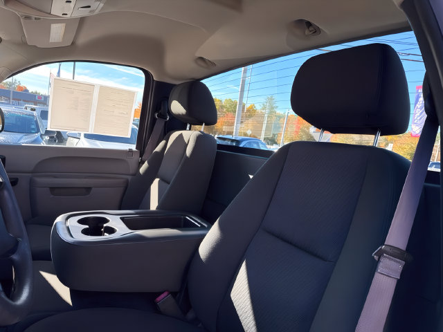 Used 2014 Chevrolet Silverado 2500 W/T w/ Snow Plow Prep Package AWD/4WD image 17
