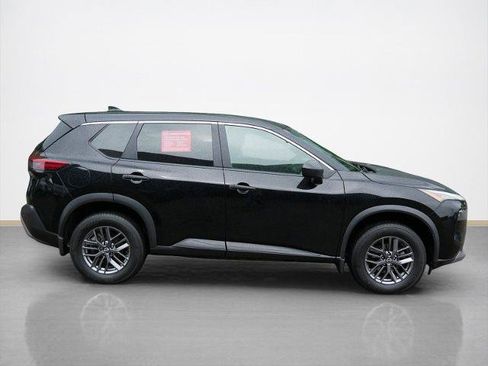 Certified 2023 Nissan Rogue S AWD/4WD image 2