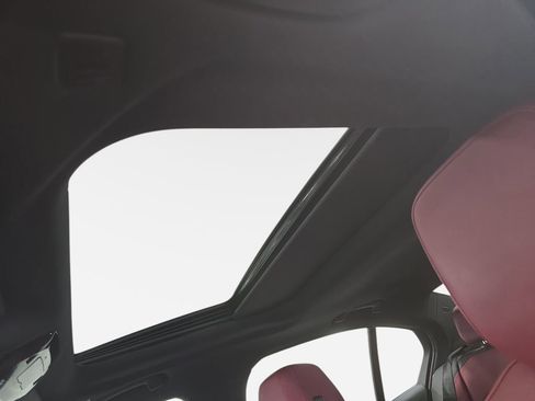 Certified 2024 BMW 530i RWD image 22