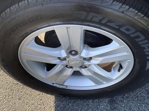 Used 2020 Chevrolet Trax LT FWD image 31