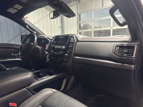 Used 2021 Nissan Titan PRO-4X w/ Pro-4x Convenience Package image 27