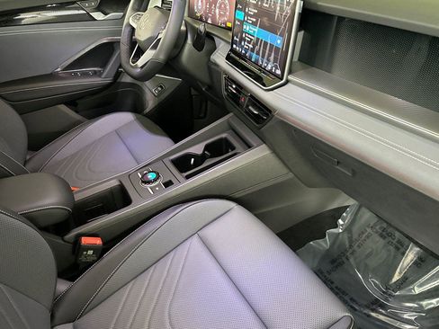 New 2026 Volkswagen Tiguan SE R-Line image 15