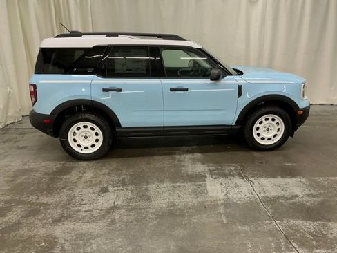 New 2026 Ford Bronco Sport Heritage w/ Convenience Package AWD/4WD image 2