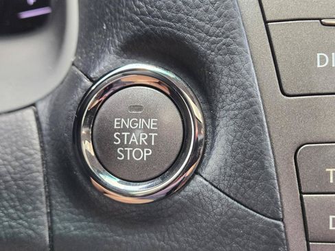 Used 2011 Lexus LS 460 w/ Comfort Pkg RWD image 27