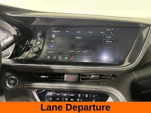 Used 2023 Buick Envision Essence w/ Sport Touring Package AWD/4WD image 19