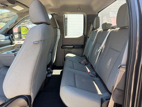 Used 2017 Ford F250 XL w/ STX Appearance Package AWD/4WD image 24