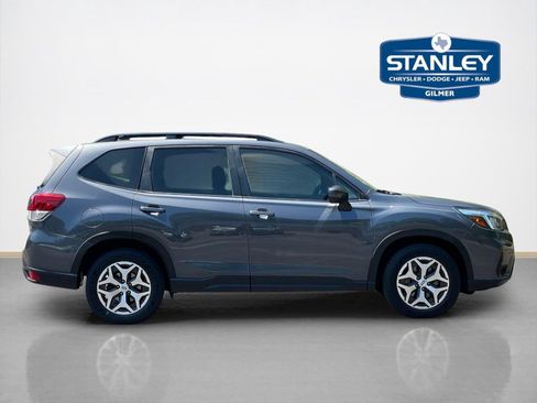 Used 2020 Subaru Forester Premium AWD/4WD image 10