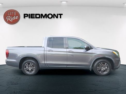 Used 2020 Honda Ridgeline Sport image 5