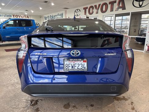 Certified 2018 Toyota Prius Two w/ Prius Two Safety Plus Package image 9