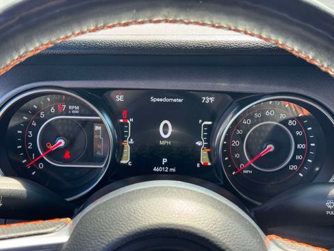Used 2021 Jeep Gladiator Mojave w/ Cold Weather Group AWD/4WD image 22