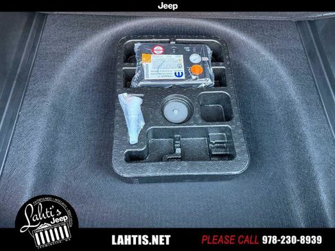 New 2026 Jeep Compass Limited image 20