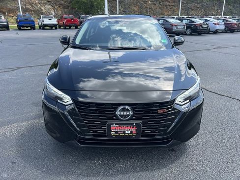 New 2025 Nissan Sentra SR w/ Midnight Edition image 2