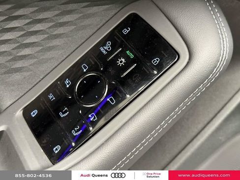 Used 2025 Audi A5 2.0T Premium Plus w/ Premium Plus AWD/4WD image 18