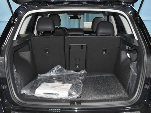 New 2026 Volkswagen Taos SEL image 24