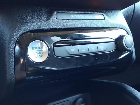 Certified 2023 Ford Escape Platinum w/ Class II Trailer Tow Package image 22