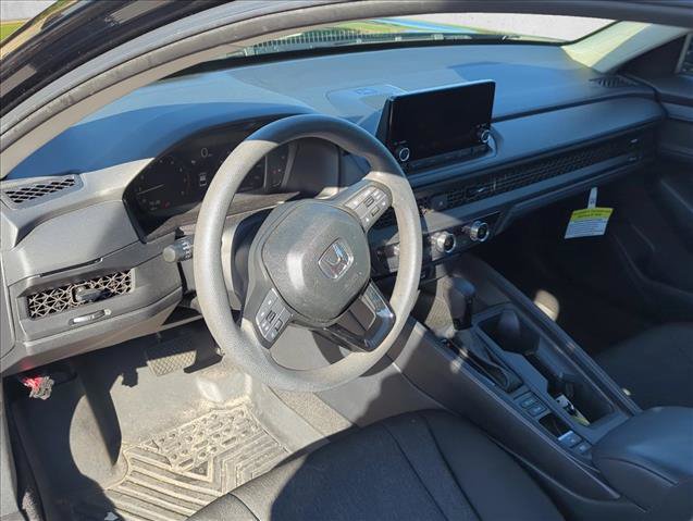 Used 2025 Honda Accord LX image 11
