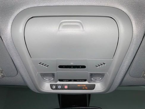 Certified 2024 Chevrolet Blazer LT w/ Convenience Package FWD image 21