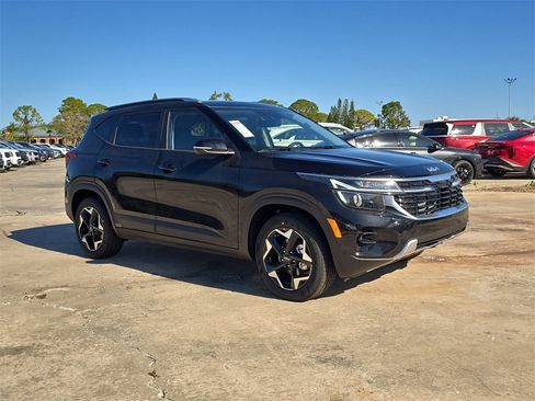 New 2026 Kia Seltos S image 2