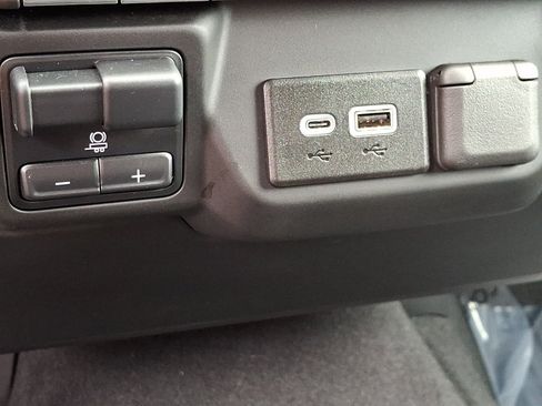 Used 2024 Chevrolet Silverado 1500 Custom AWD/4WD image 24