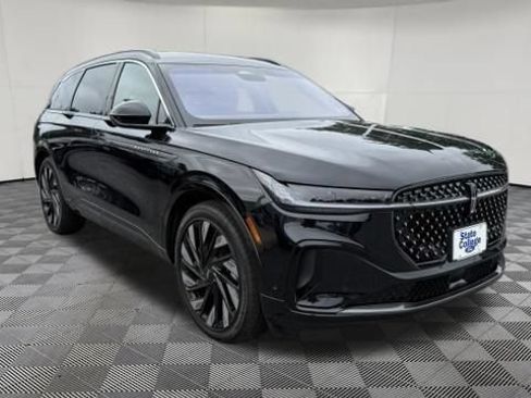 Used 2024 Lincoln Nautilus Black Label w/ Jet Appearance Package (87T) AWD/4WD image 7