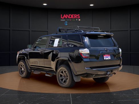 Used 2021 Toyota 4Runner Trail Special Edition AWD/4WD image 2