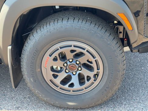 New 2026 Nissan Frontier PRO-4X w/ Pro-4x Convenience Package image 10