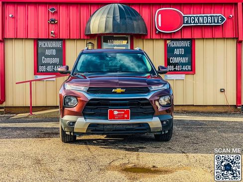 Used 2022 Chevrolet TrailBlazer LT w/ Convenience Package image 3
