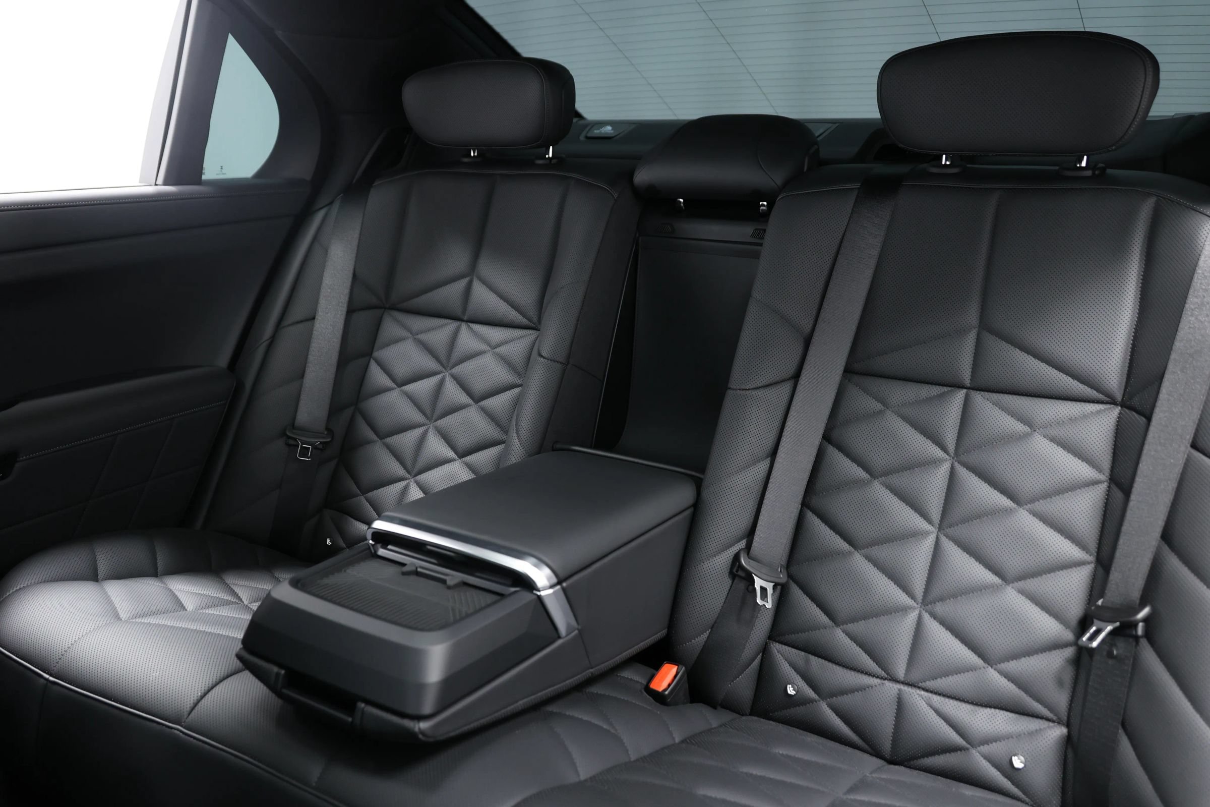 Used 2025 BMW 740i RWD image 58