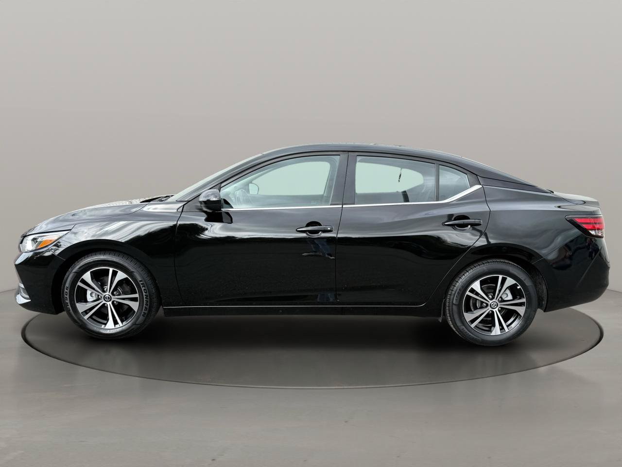 Used 2021 Nissan Sentra SV FWD image 5