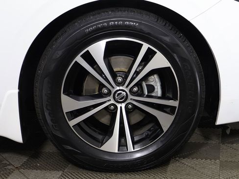 Used 2022 Nissan Sentra SV w/ All-Weather Package FWD image 20