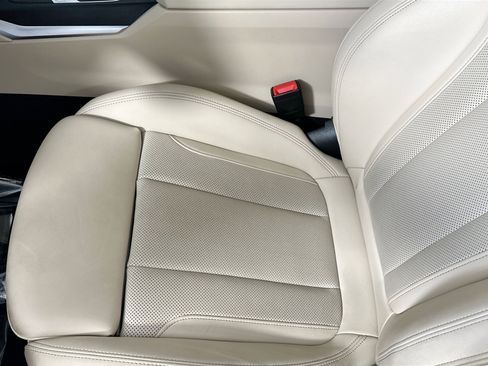 Used 2023 BMW M340i w/ Premium Package image 19