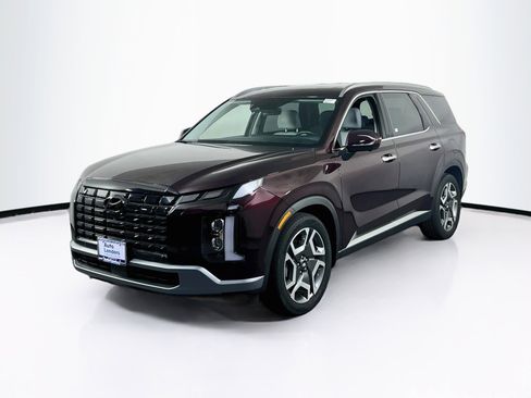 Used 2023 Hyundai Palisade SEL image 1