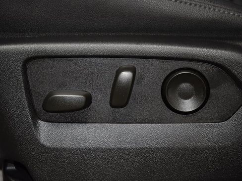 Used 2024 Chevrolet Silverado 2500 LT w/ All Star Edition image 43