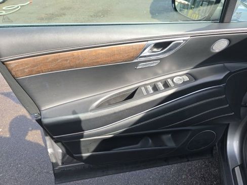 Used 2024 Genesis GV80 2.5T image 15