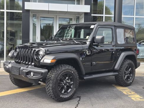 Used 2021 Jeep Wrangler Sport AWD/4WD image 2