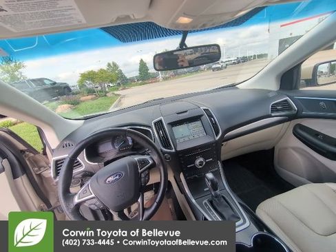 Used 2018 Ford Edge Titanium w/ Equipment Group 301A AWD/4WD image 40