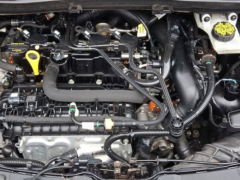 Used 2019 Ford Escape SE image 29